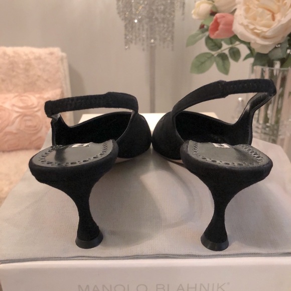 ✨NWT-PRICE FIRM✨👠Authentic Black Suede Manolo Blahnik Slingbacks EU 37 US 6.5B - Picture 5 of 10
